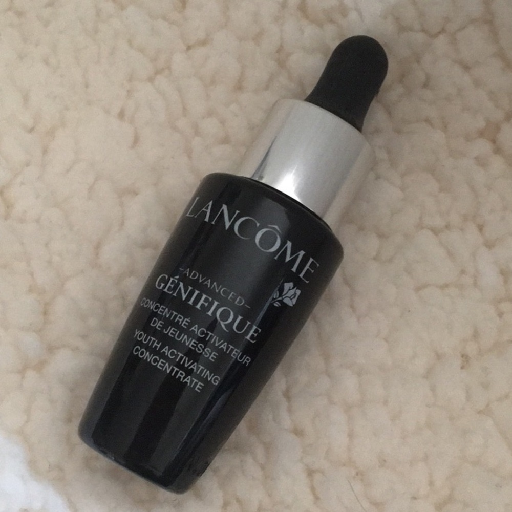SOLD❤️4x$20 Lancome Genifique concentrate Serum